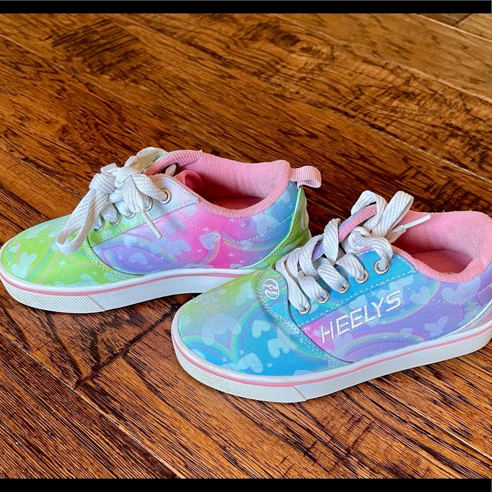 GUC- Heelys Pro 20 Tie Dye Rainbow Skate Shoe